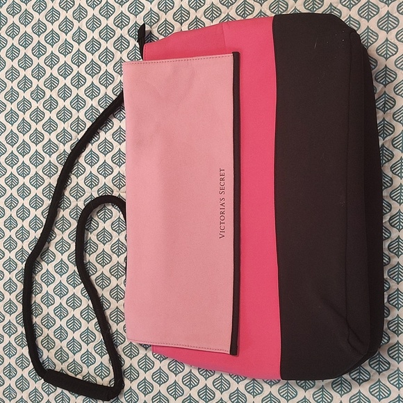 Victoria Secret Thermal Beach Bag Neoprene Pink And Black with Zip Top - Picture 3 of 8